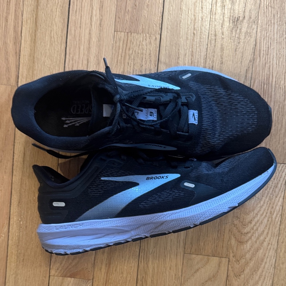 Brooks running sneakers